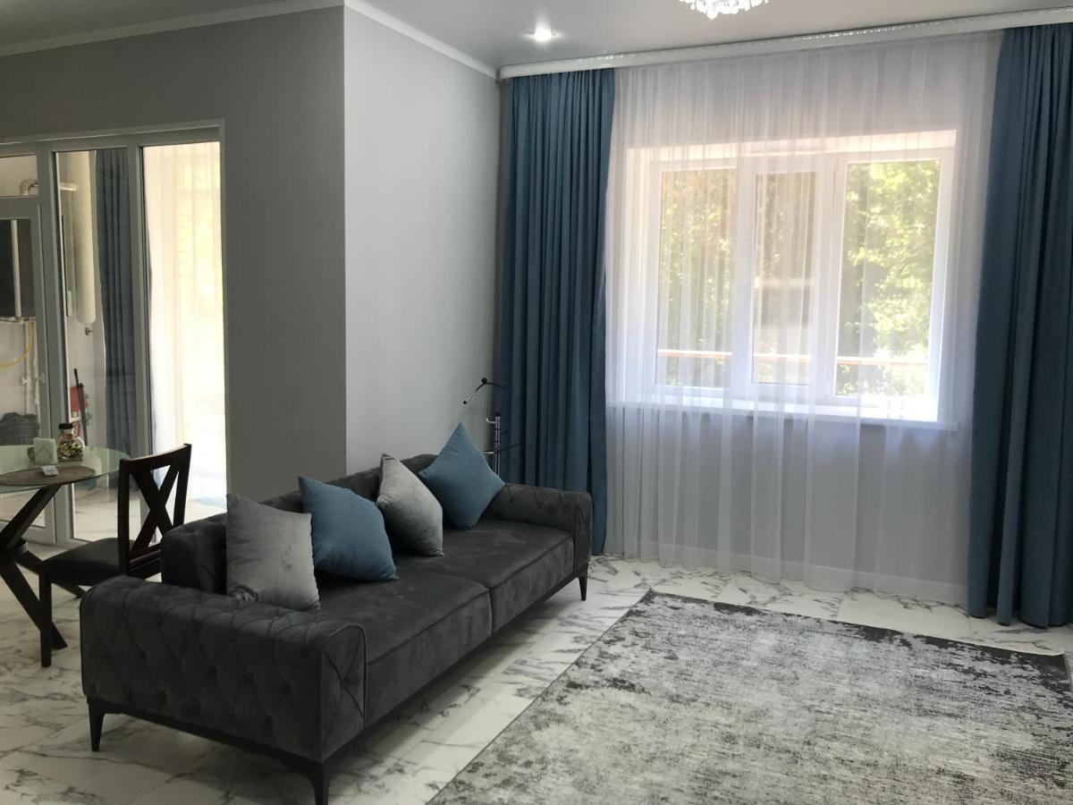 люкс на назарбаева Apartment Uralsk